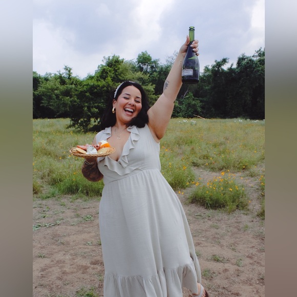 Who is Preloved Curves? - Picture 3 of 3